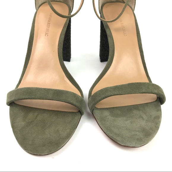 Banana Republic High Heel Sandal Block Heel NEW - Picture 2 of 8